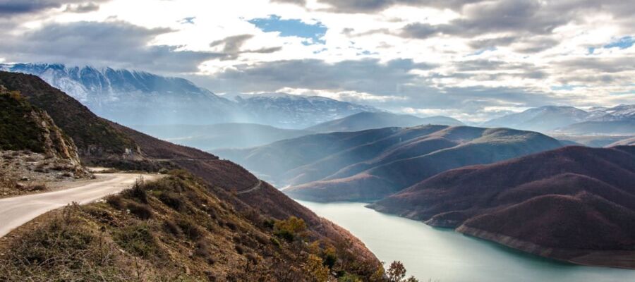 road-landscape-mountains-nature (Demo)